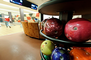 Bowling balls at the bowling alley at Sett Recreation