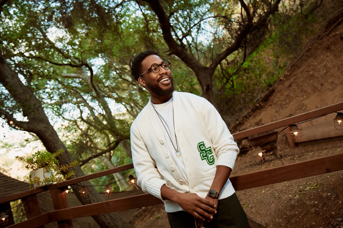 RAP 20211207 CORY HENRY GRAMMY PROMO LA LOOK 1 OUTSIDE 0030 1200x800